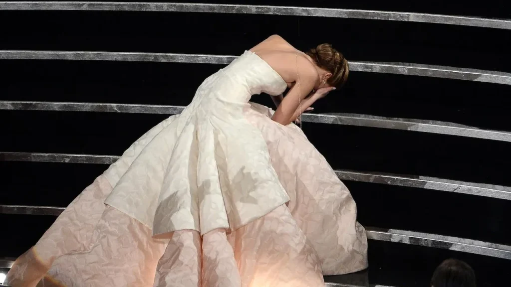 Jennifer Lawrence Fall in Dior